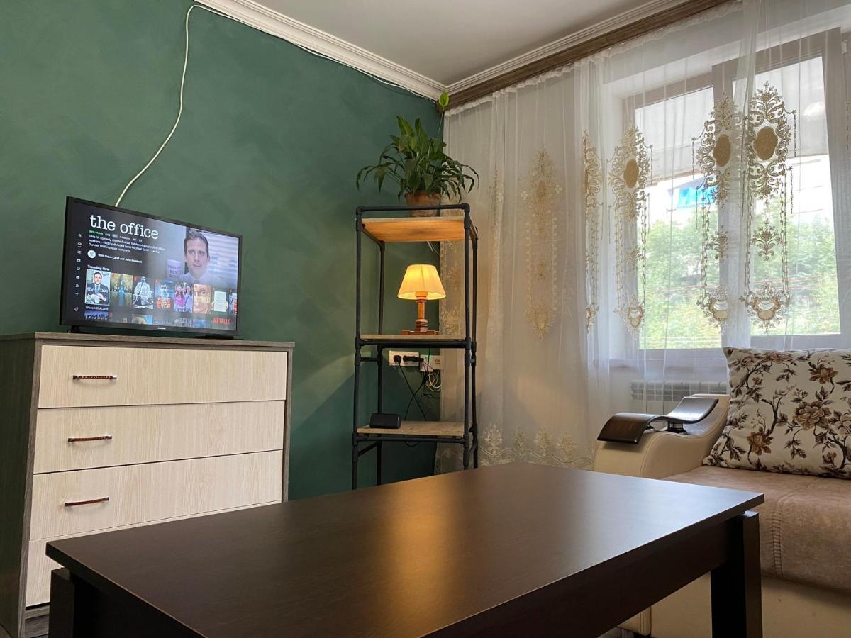 Lovely 2-Bedroom Apartment Near Ayb School Dilijan Exterior foto